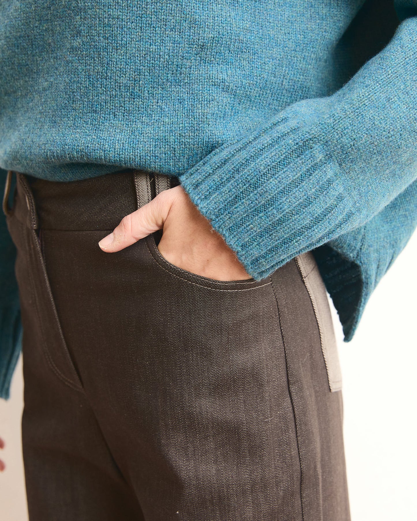 Pantalone jeans Mainà in denim Moka