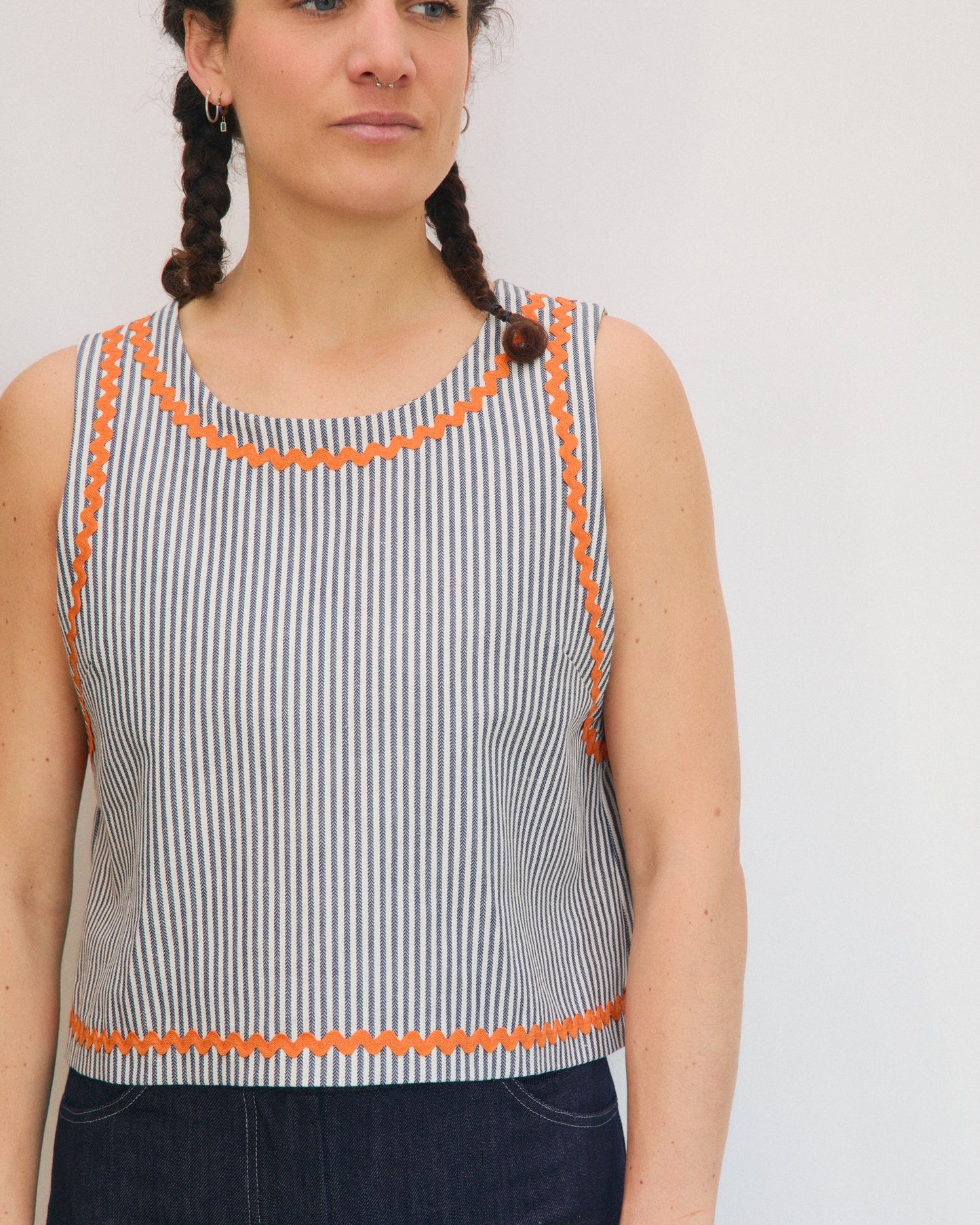 Pecìn Wool Vest in Cloud Grey