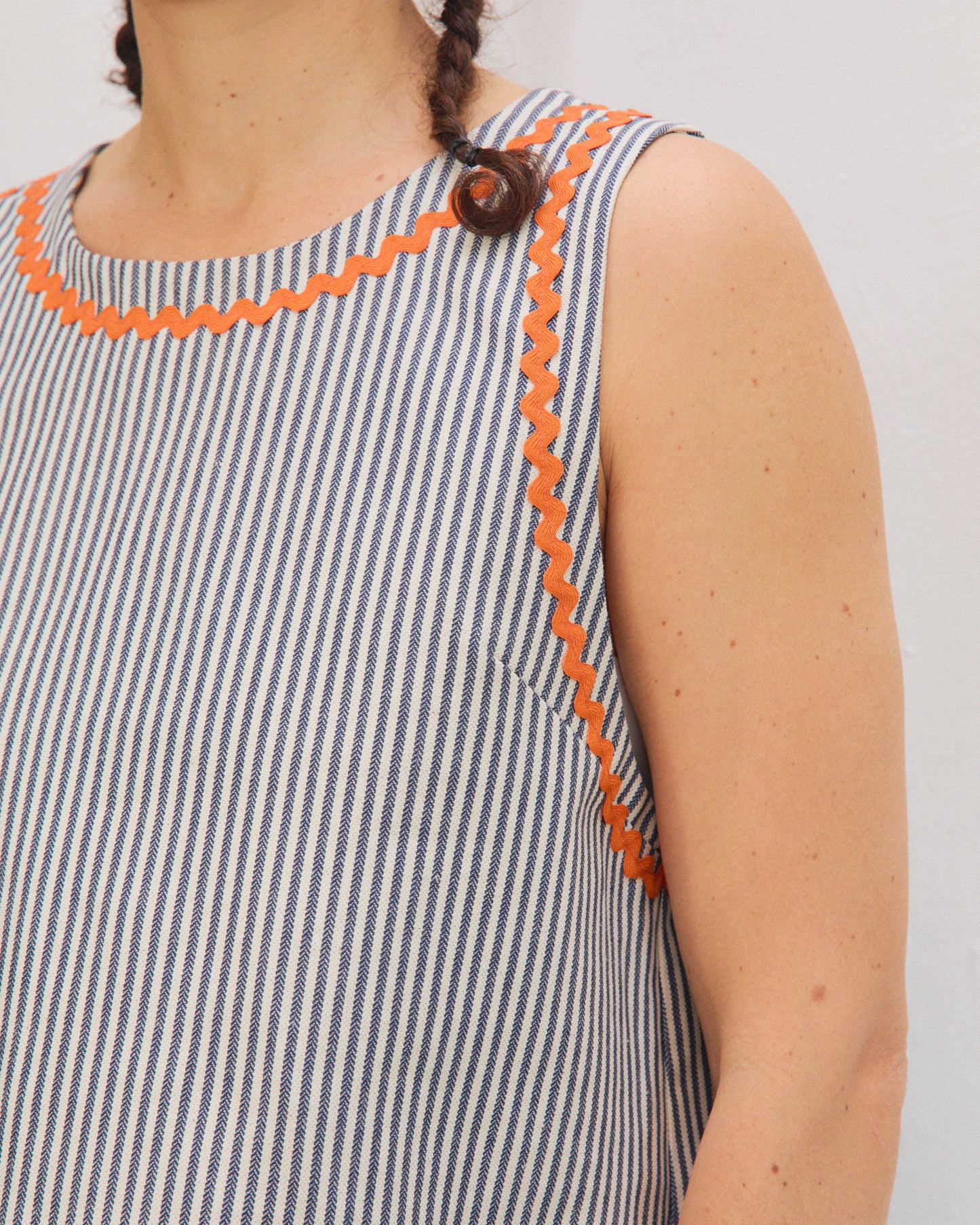 Pecìn Wool Vest in Cloud Grey