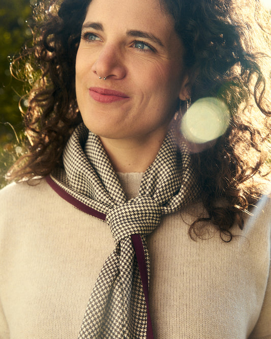 Pezzo unico- Foulard Niù in seta vintage pied de poule